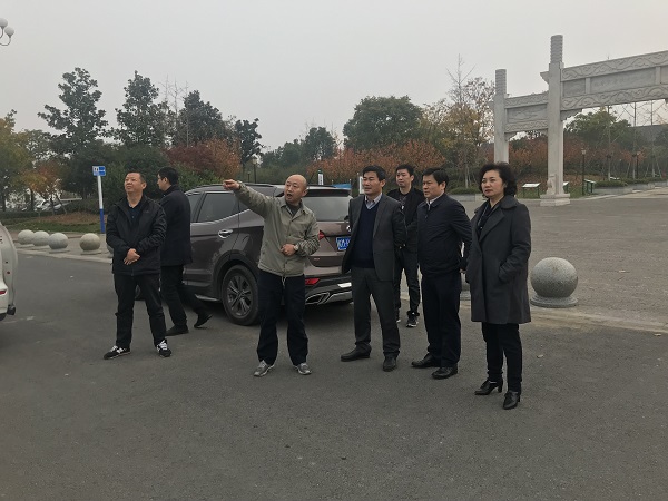 夏萍、程保銀實地調研徽鹽地產在建項目