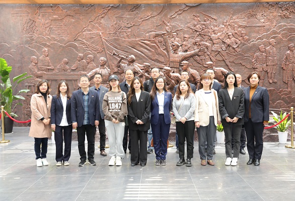 本部第一、二黨支部聯(lián)合開展主題黨日活動